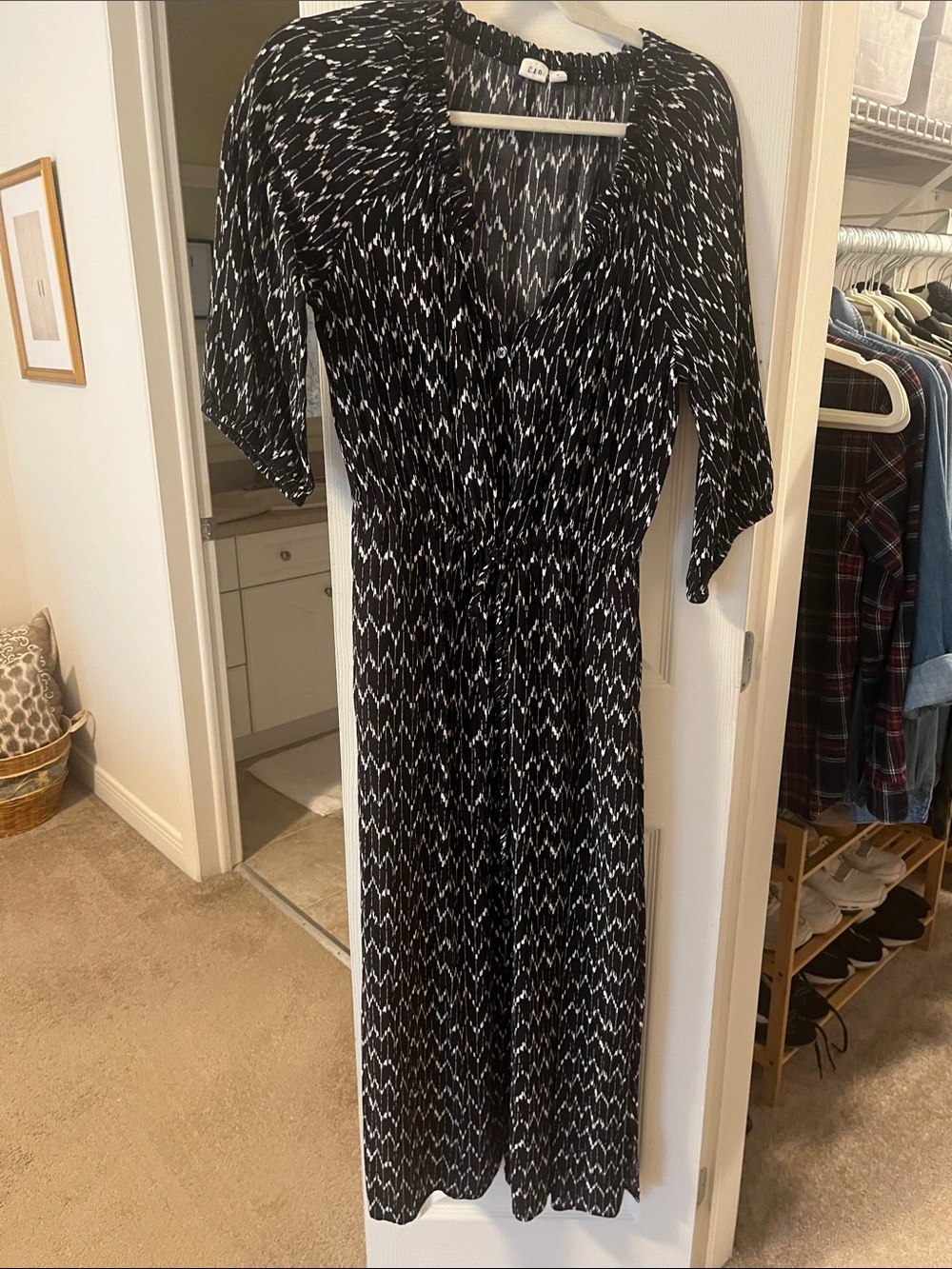 GAP Black & White Midi Dress with V-Neck